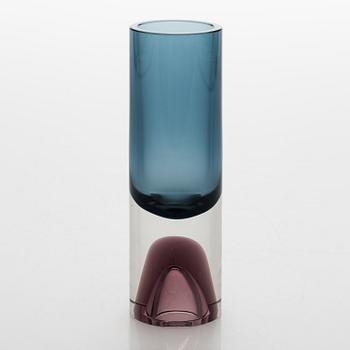 Tapio Wirkkala, A 'Double-Headed' glass vase signed Tapio Wirkkala Iittala - 3583.