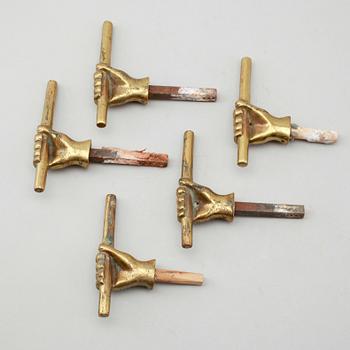 HANDTAG, 5 st, förgylld brons, 1800-talets andra hälft.