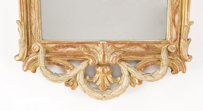 SPEGEL, av Samuel Bomansson (mästare i Stockholm 1756-71, änkan drev verkstaden till 1780-talet). Transition.