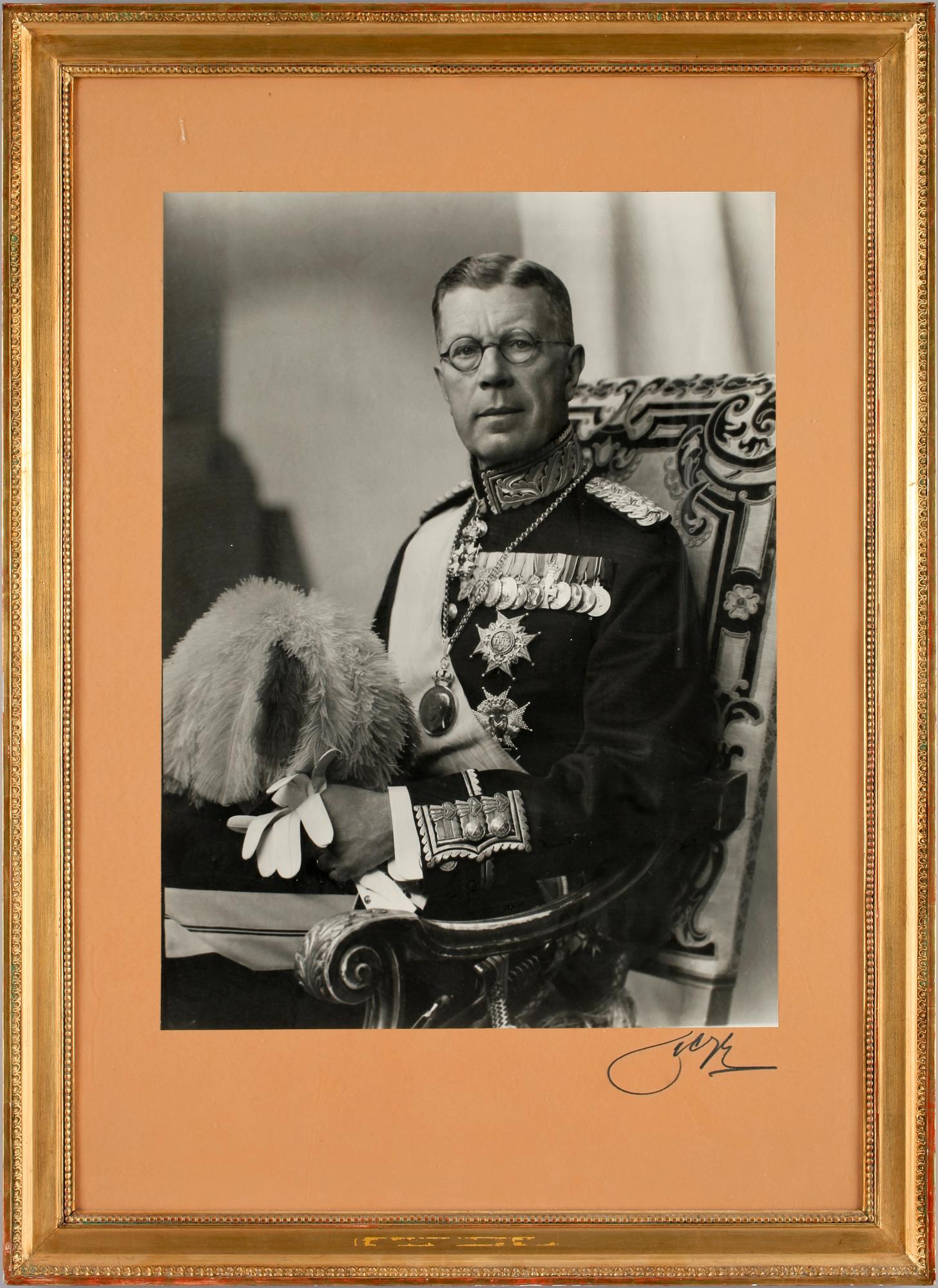 FOTOGRAFI, sign av Hovfotograf Jaeger, 1900-talets första hälft.