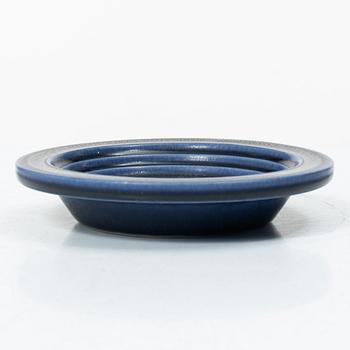 Kåge Verkstad, a set of three ceramic bowls and a small dish, Gustavsberg, Sweden, 1957-61.