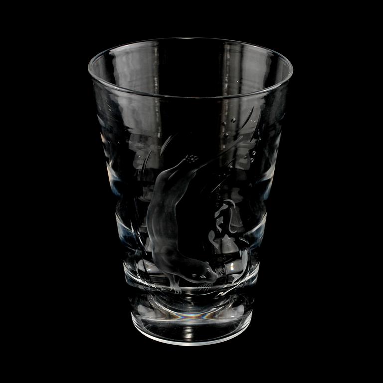 VAS, glas, omkring 1900-talets mitt/andra hälft.