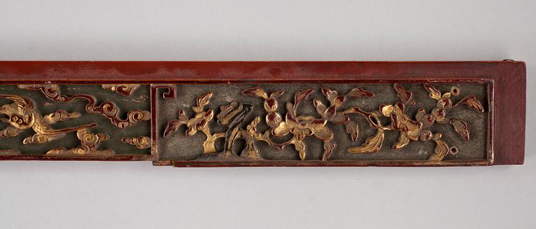 DÖRRÖVERSTYCKE, trä, Kina, 1900-talets början.