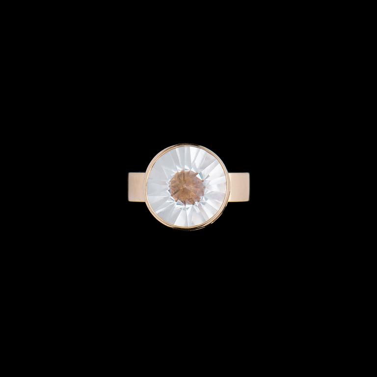 BJÖRN WECKSTRÖM, RING Paviljong, 14K guld, bergskristall, Lapponia (Kruunu Koru) 1965.