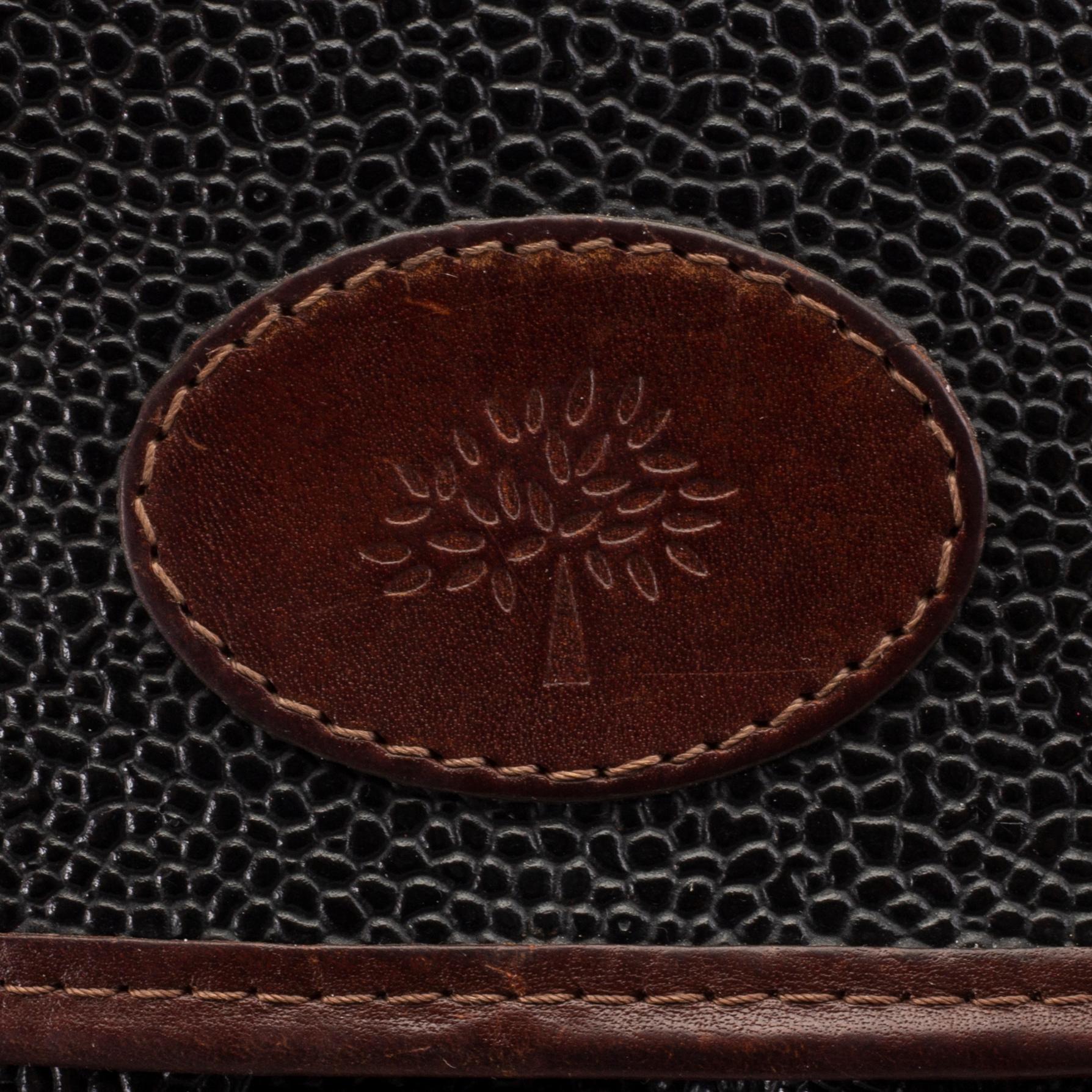 A Mulberry scotchgrain bag.