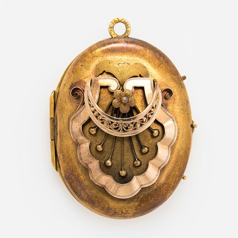 Medallion, 14K (56) gold, Russia.