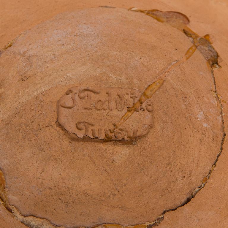 Santeri Salokivi, En grupp nakenmodeller med Urna, 2 st, samt urna från Konstnärens hem.