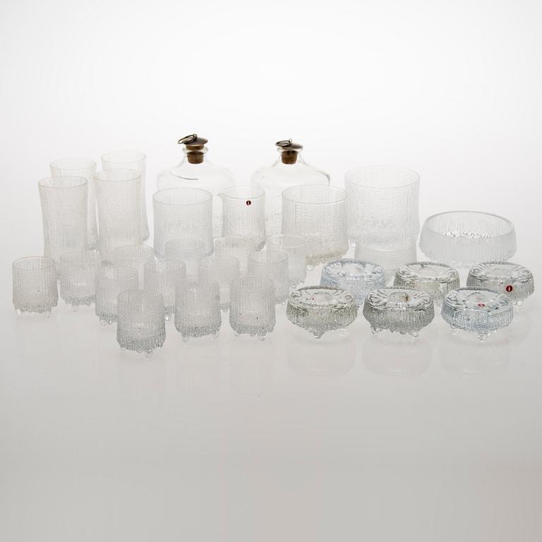 TAPIO WIRKKALA, Delar till glasservis, 31 st, 'Ultima Thule', Iittala, 1900-talets senare hälft.