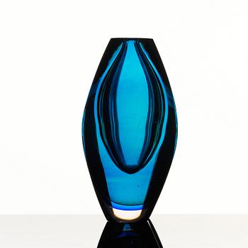 Mona Morales-Schildt, a 'Ventana' cut and polished glass vase, Kosta Sweden 1950s-60s.