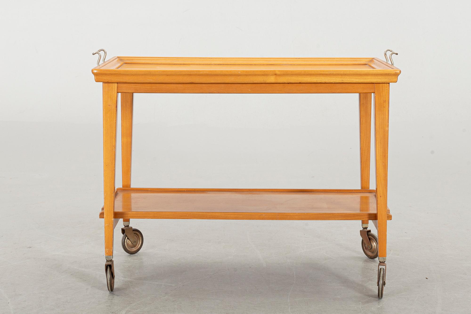 SERVERINGSVAGN, 1900-talets mitt/andra hälft.