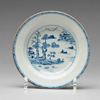 928. A set of 12 blue and white dessert dishes, Qing dynasty, Qianlong (1736-95).