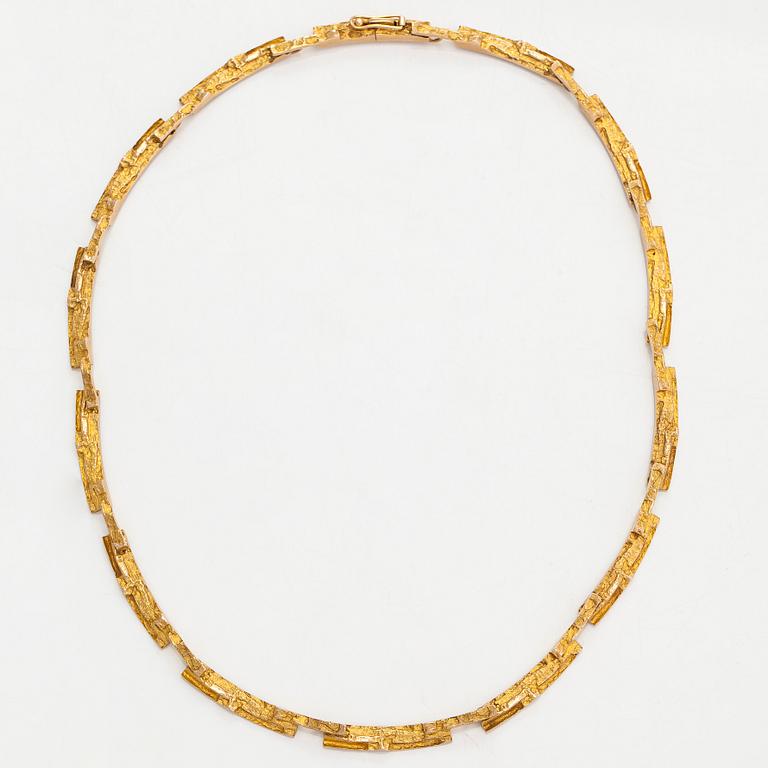 Björn Weckström, a 14K gold 'Tundra' necklace for Lapponia 1967.