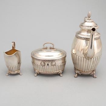 KAFFESERVIS, 3 delar, silver, empirestil, CF Carlman, Stockholm 1912-13. Tot ca 1190 gram.