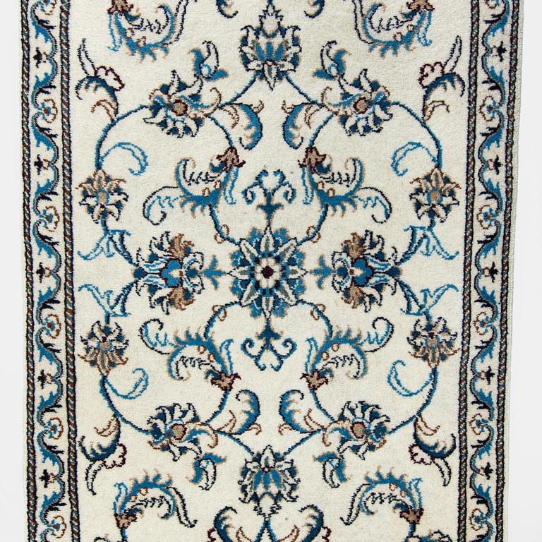Käytävämatto, Nain, noin 294 x 79 cm.