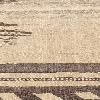 A kilim rug, ca 295 x 196.