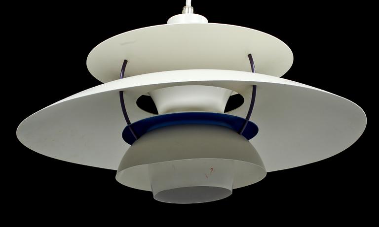 TAKLAMPA, "PH 5", Poul Henningsen för Louis Poulsen, Danmark. Höjd ca 25 cm.