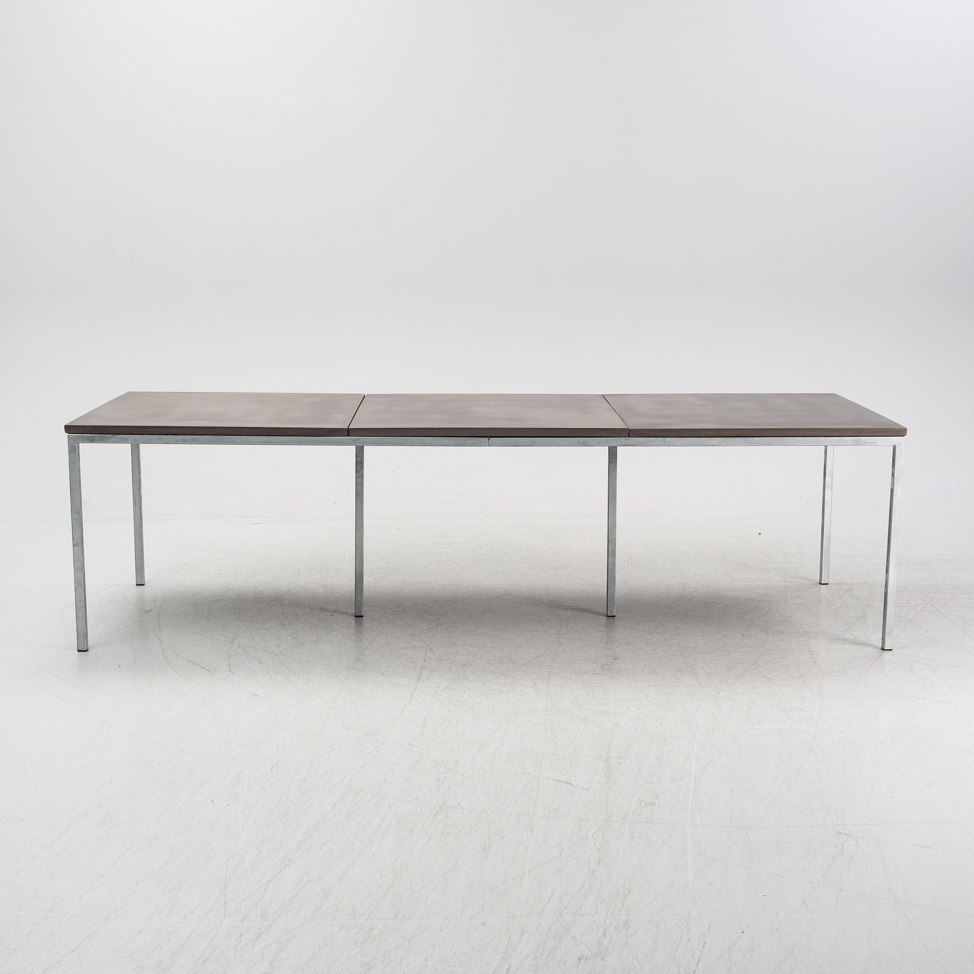 Matbord, "Mystic Concrete Collection", MBJ Design, Mats Bernhard Jönsson, Göteborg.