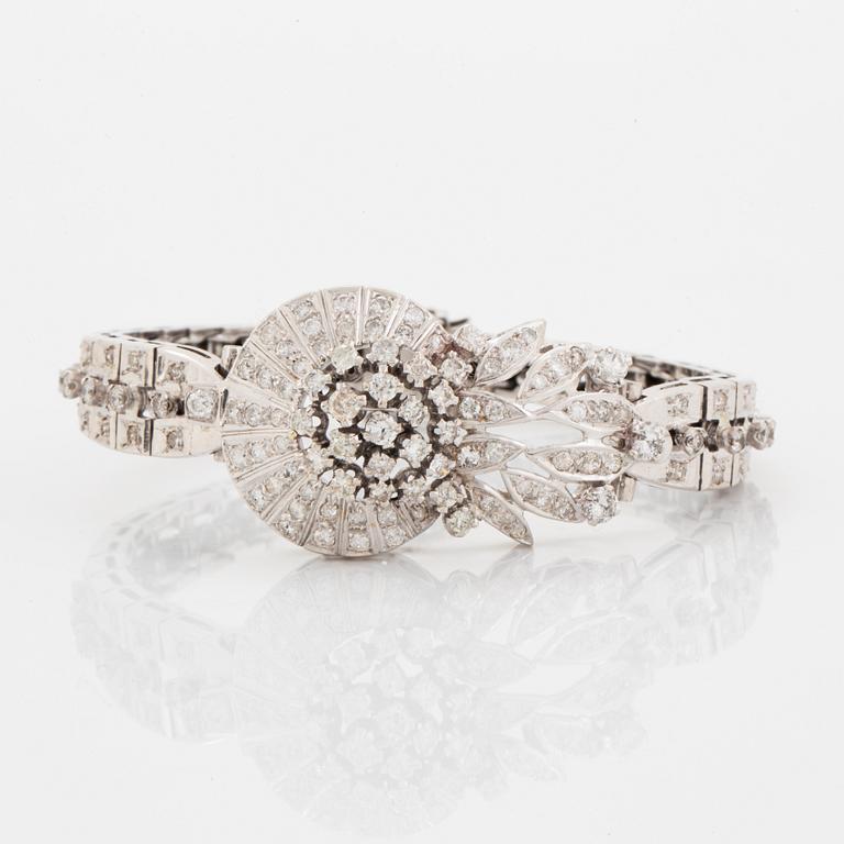 White gold and brilliant-cut diamond bracelet.