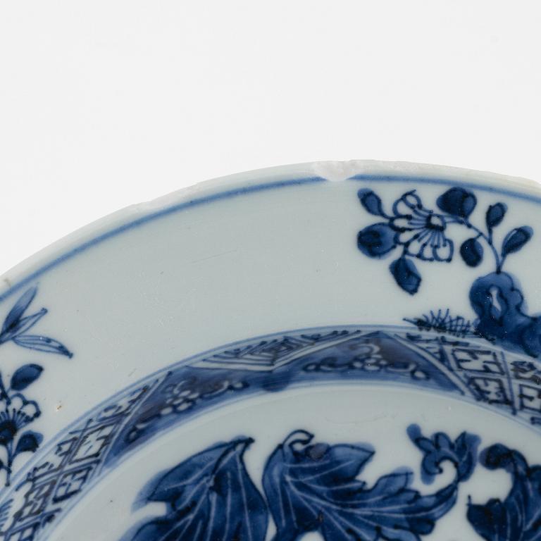 A group of eight Chinese blue and white plates, Qing dynasty, Qianlong (1736-95).