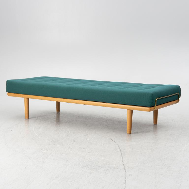 Hans J Wegner, daybed, Ge-19 for Getama.