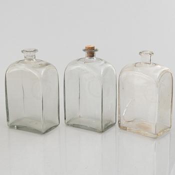 A flask box, 19th century.