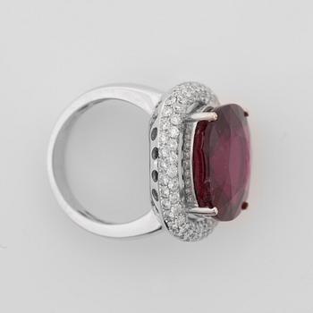 A rubellite, 15.58 cts, and diamond, 1.69 cts, ring.