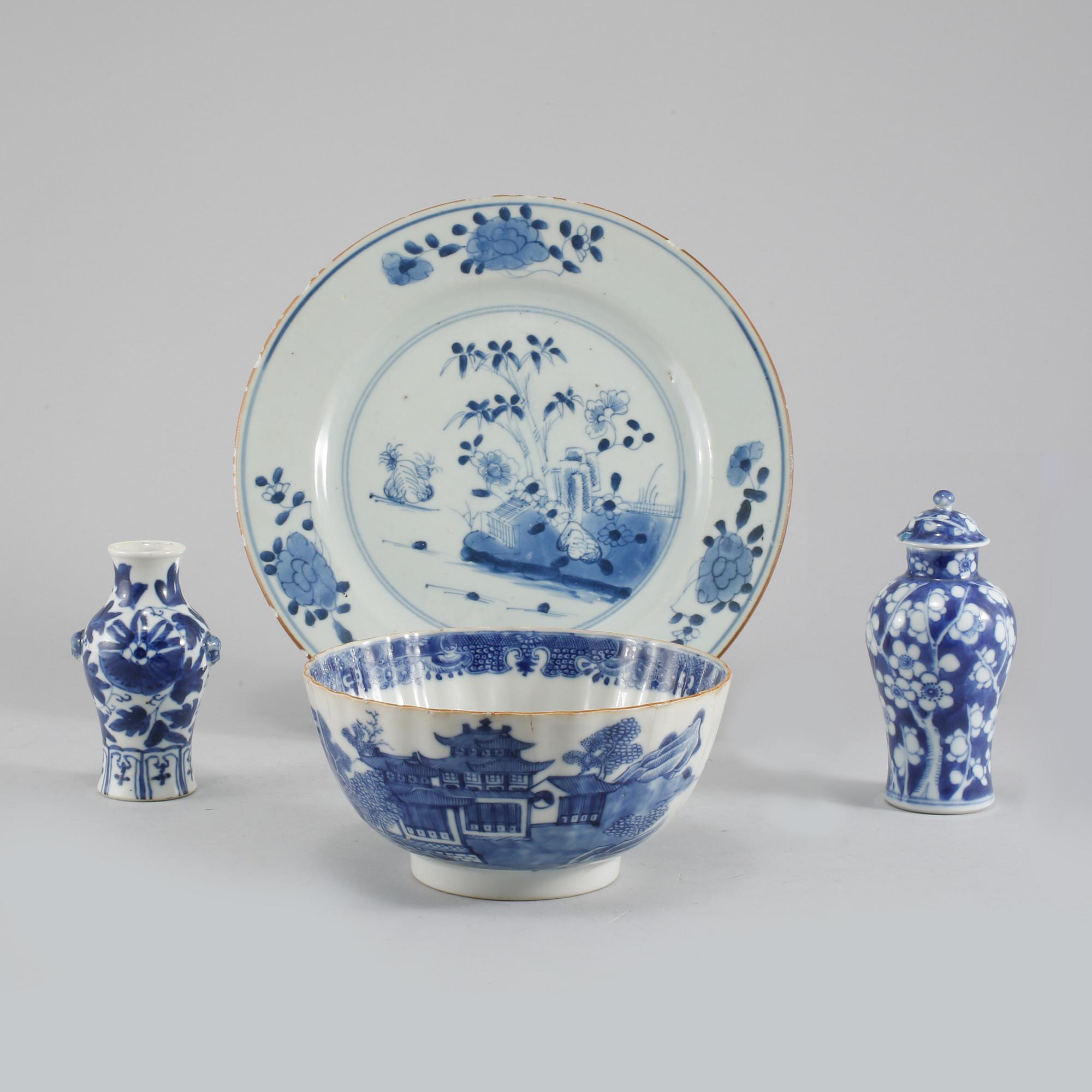 PARTI PORSLIN, 4 delar, Kina, 1700, 1800 och 1900-tal.