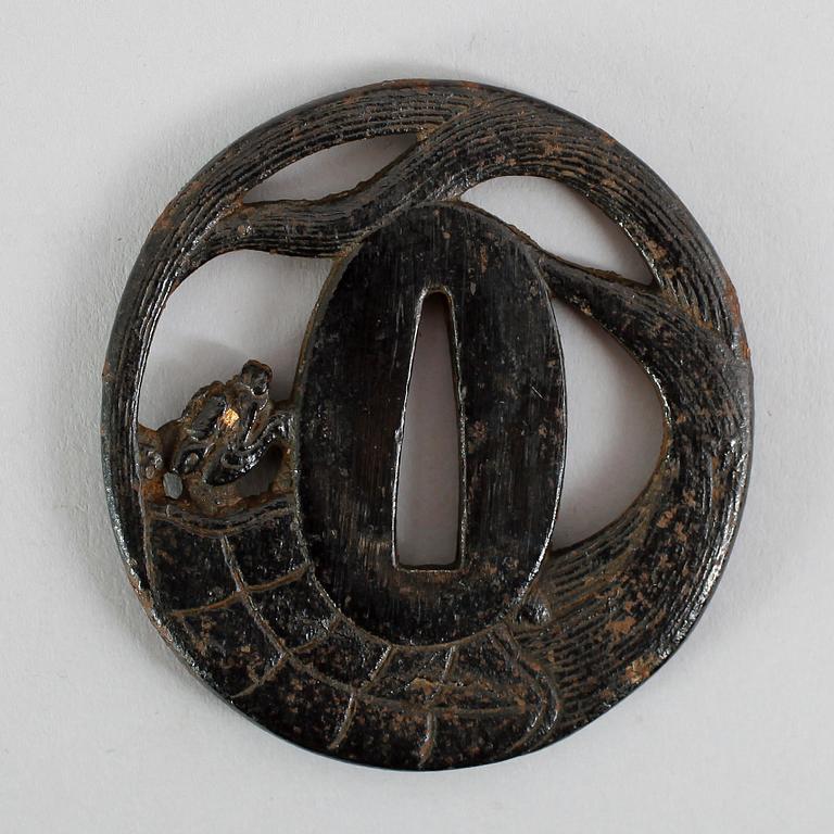 TSUBA, järn, Japan, 1800-tal.
