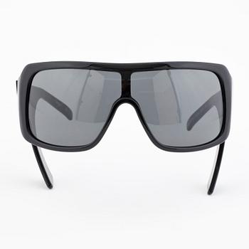 CHANEL, a pair of sunglasses, limited edition from 2009.