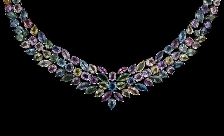 A multi coloured sapphire app. tot. 110 cts necklace. Link to adjust length included.