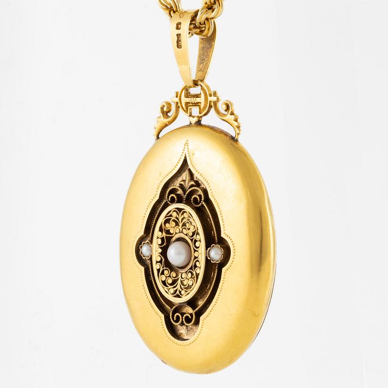 Medaljong 18K guld med pärlor med kedja 18K guld.