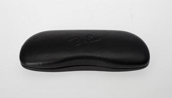 SOLGLASÖGON, "Rituals W2545", Ray Ban.