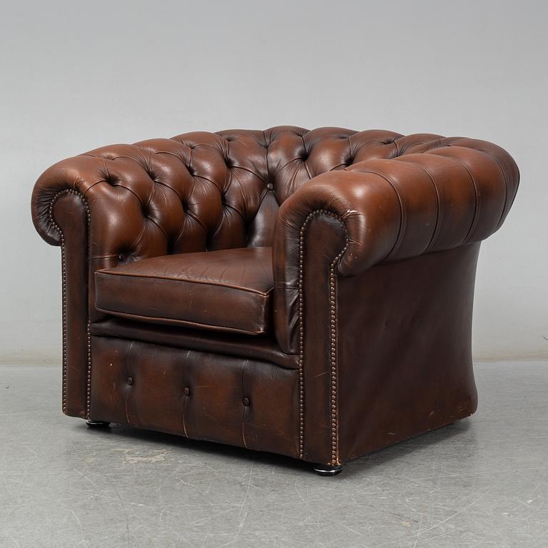 SOFFA OCH FÅTÖLJ, Chesterfield, 1900-talets andra hälft.