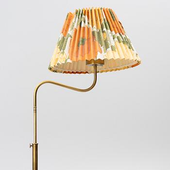 Josef Frank, Floor lamp, model G2568, "Little Camel", Svenskt Tenn.