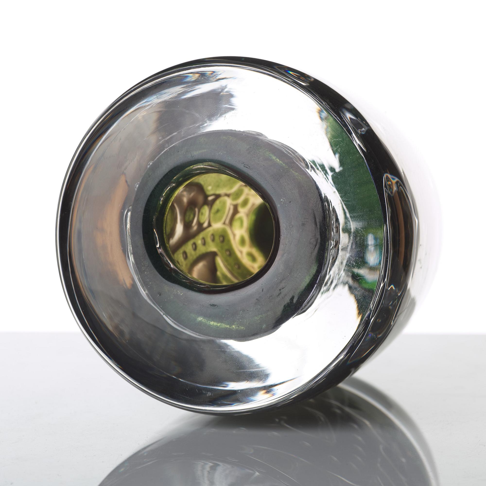 Edvin Öhrström, an "ariel" glass vase, Orrefors 1951, nr 1421E.