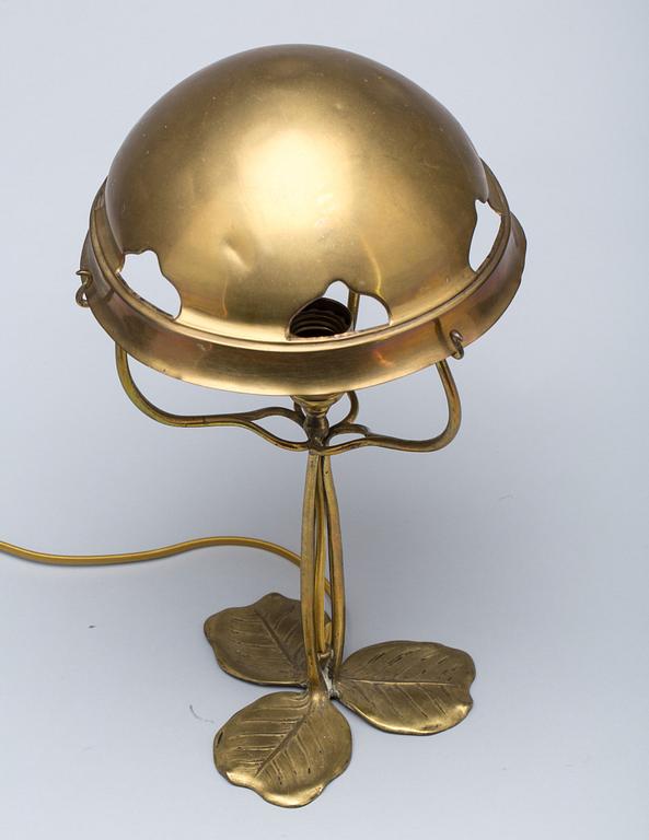 BORDSLAMPA, Jugend, 1900-talets första hälft.