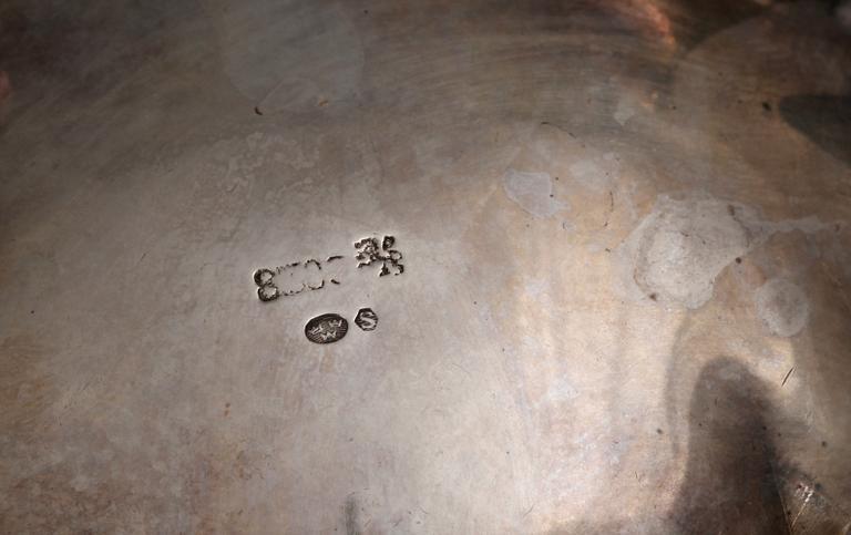 KAFFESERVIS, 3 delar, silver, rokokostil, bla Tyskland. 1900-talets första hälft. Totalvikt 640 gram.