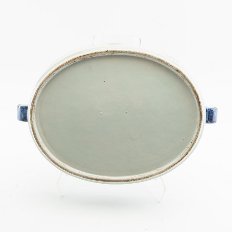 Värmefat, porslin, Qingdynastin, Jiaqing (1796-1820).