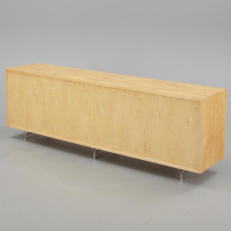 SIDEBOARD/SKÄNK, "Mi 806", Bruno Mathsson, 1900-talets fjärde kvartal.