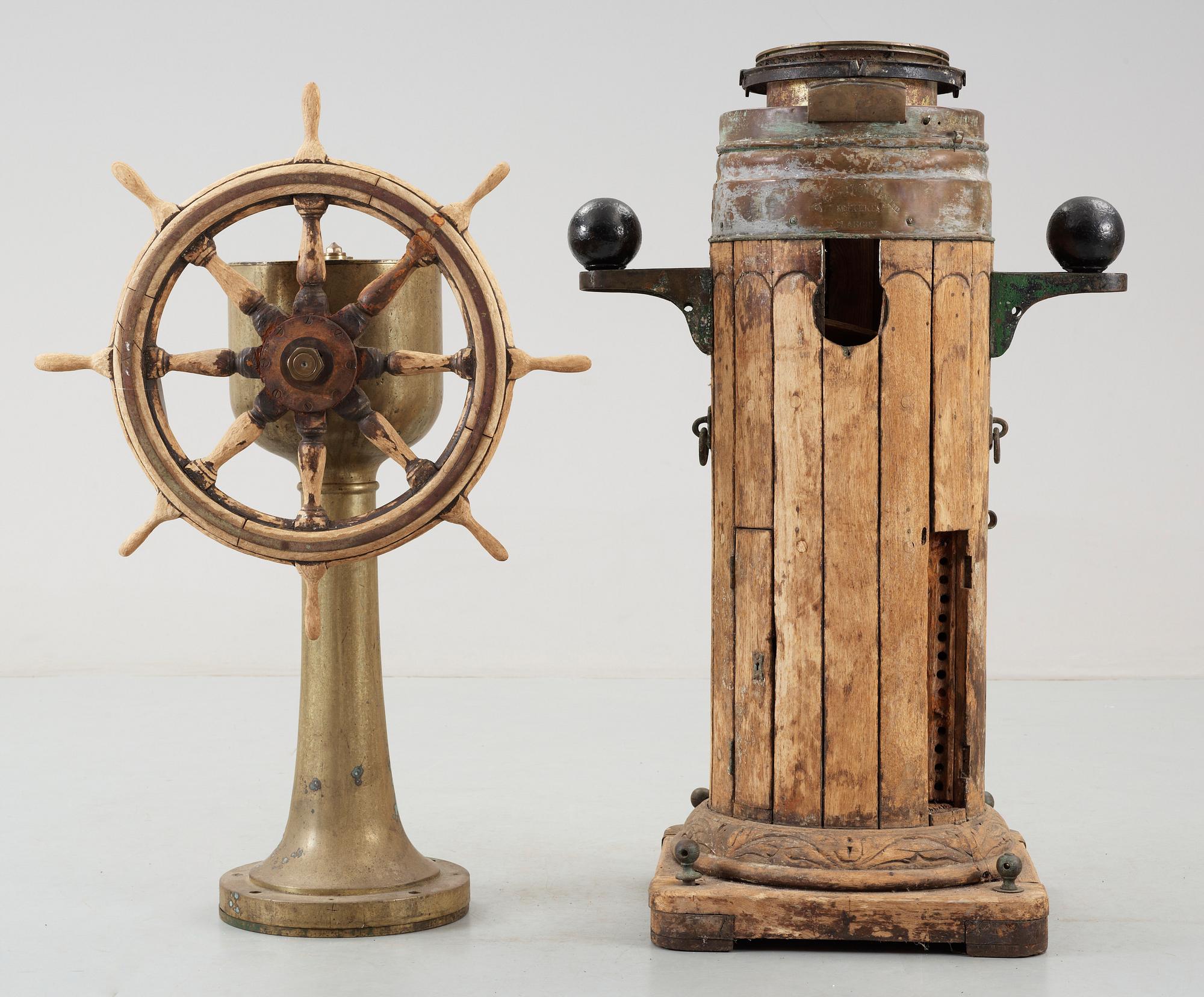 FARTYGSRATT PÅ FOT SAMT NAKTERHUS, trä, mässing, koppar, märkta Mc Gregor & Co resp Alley & Maclellan, Glasgow. 1907.