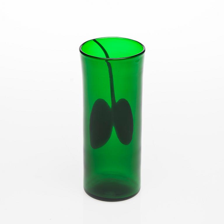 VAS, glas, signerad Heikki Orvola Nuutajärvi Notsjö. 1970-talets början.
