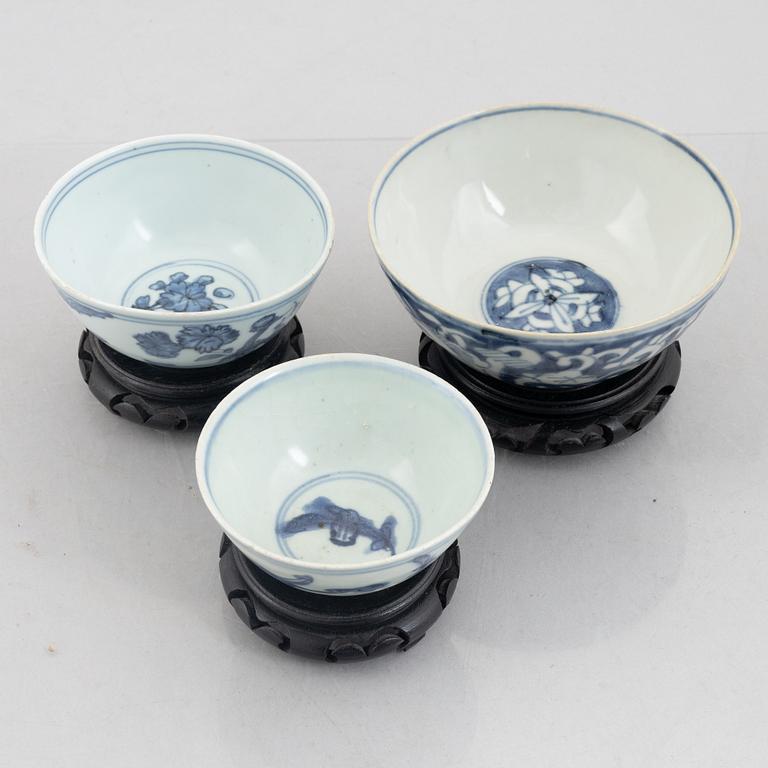 Three blue and white porcelain bowls, China, Ming dynasty (1368-1644).