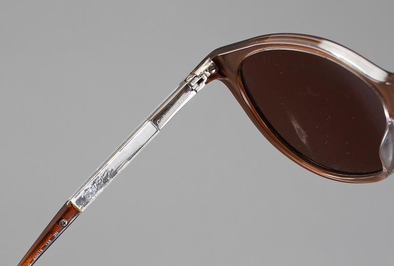 SOLGLASÖGON, Chanel, "Collection Mirroir".