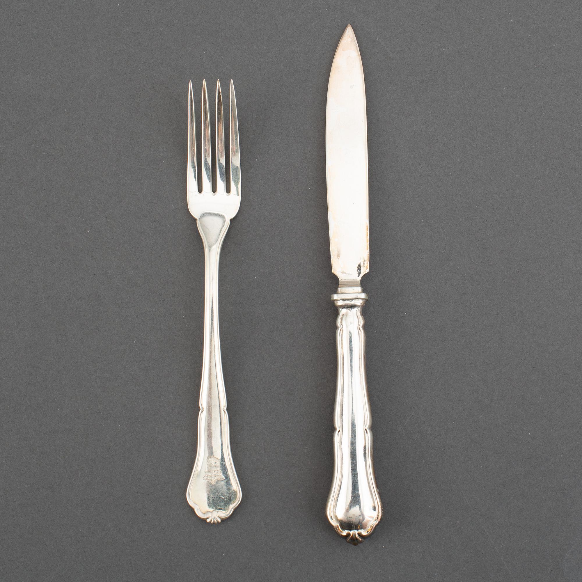 A set of 24 (12+12) fruit-cutlery, marked T.E., Stockholm 1927.