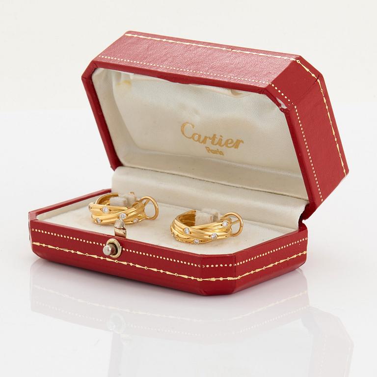 Cartier ett par örhängen "Trinity" 18K guld med runda briljantslipade diamanter.
