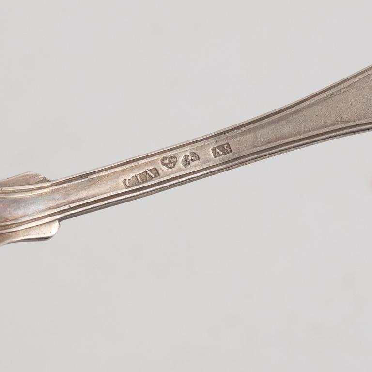 Cutlery, 52 pieces, silver, 40 pcs of model 'Olga' , Guldsmedaktiebolaget 1977-1980, and 4 19th-century spoons included.