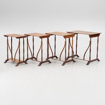 A nesting tabletable, 4 pieces, 19th century.