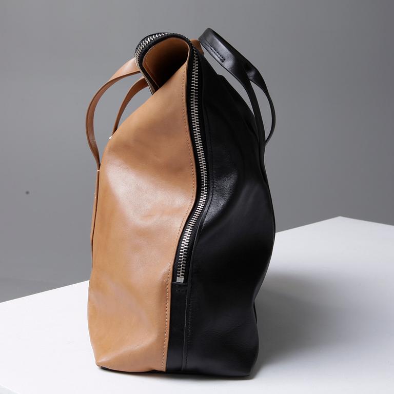 VÄSKA, "31 hour bag", Philip Lim.