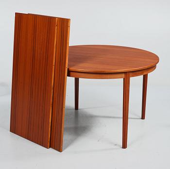 MATSALSMÖBLEMANG, 7 delar, Bertil Fridhagen, Bodafors, 1900-talets tredje kvartal.