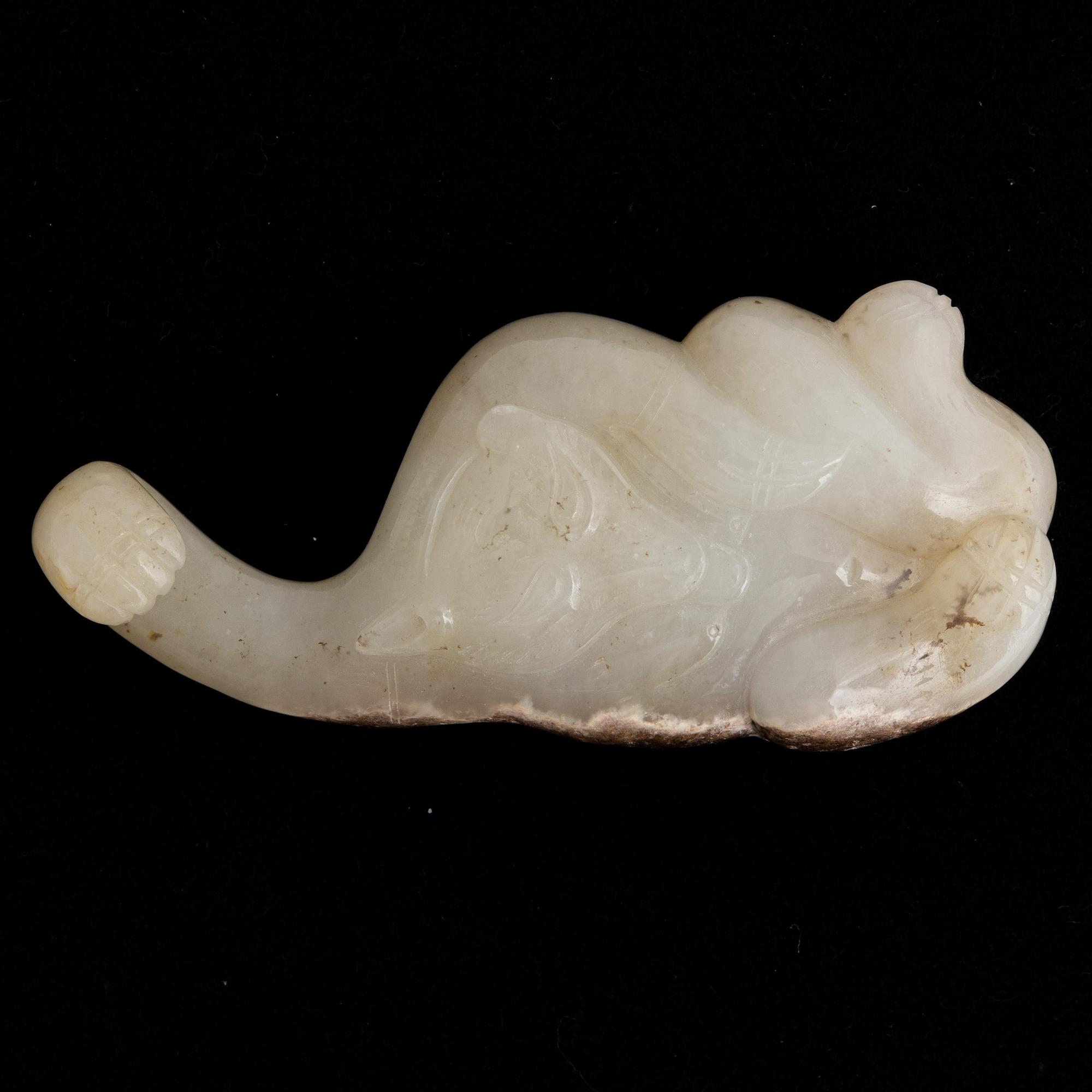 A Chinese nefrite sculpture of belt hook, 20th Century.